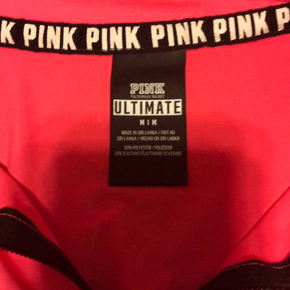 💕💕VS Pink pullover-Elastane/polyester blend ❤️❤️ - Picture 2 of 4